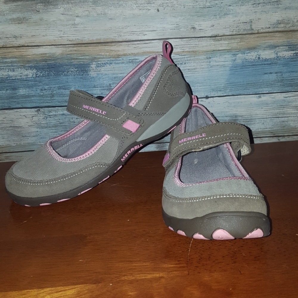 MERRELL SHOES